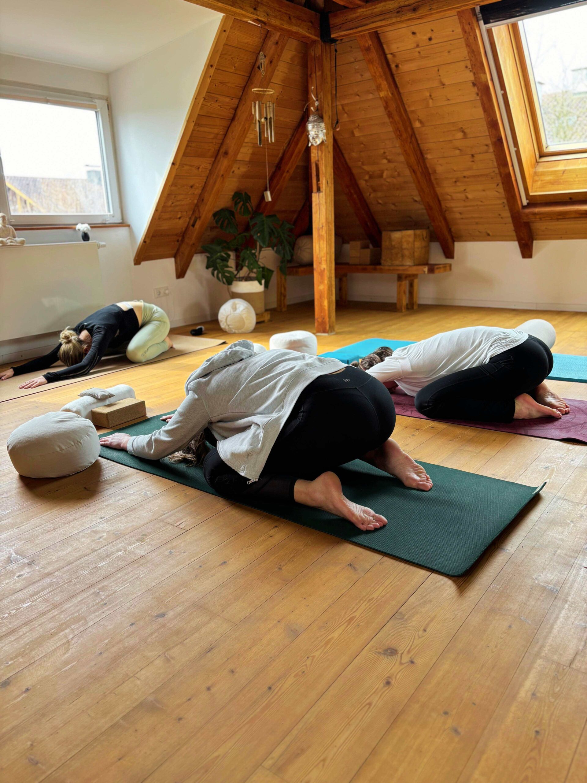 Kindstellung-Yoga